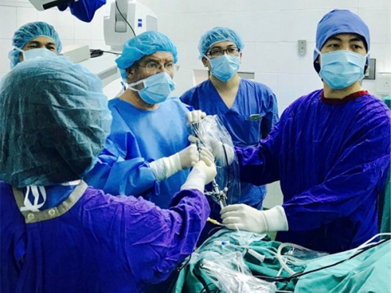 co-gai-xinh-dep-bi-chong-bo-vi-dong-kinh-40-lan-ngay-va-cai-ket-bat-ngo