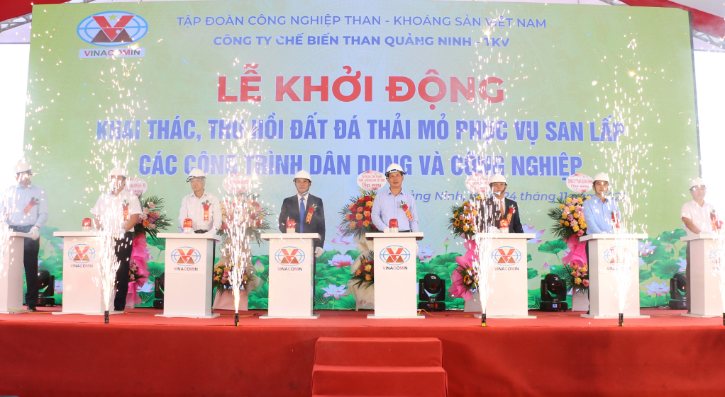 khoang-1