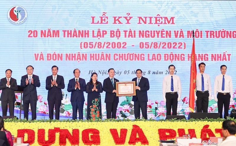 thu-tuong-1551-1