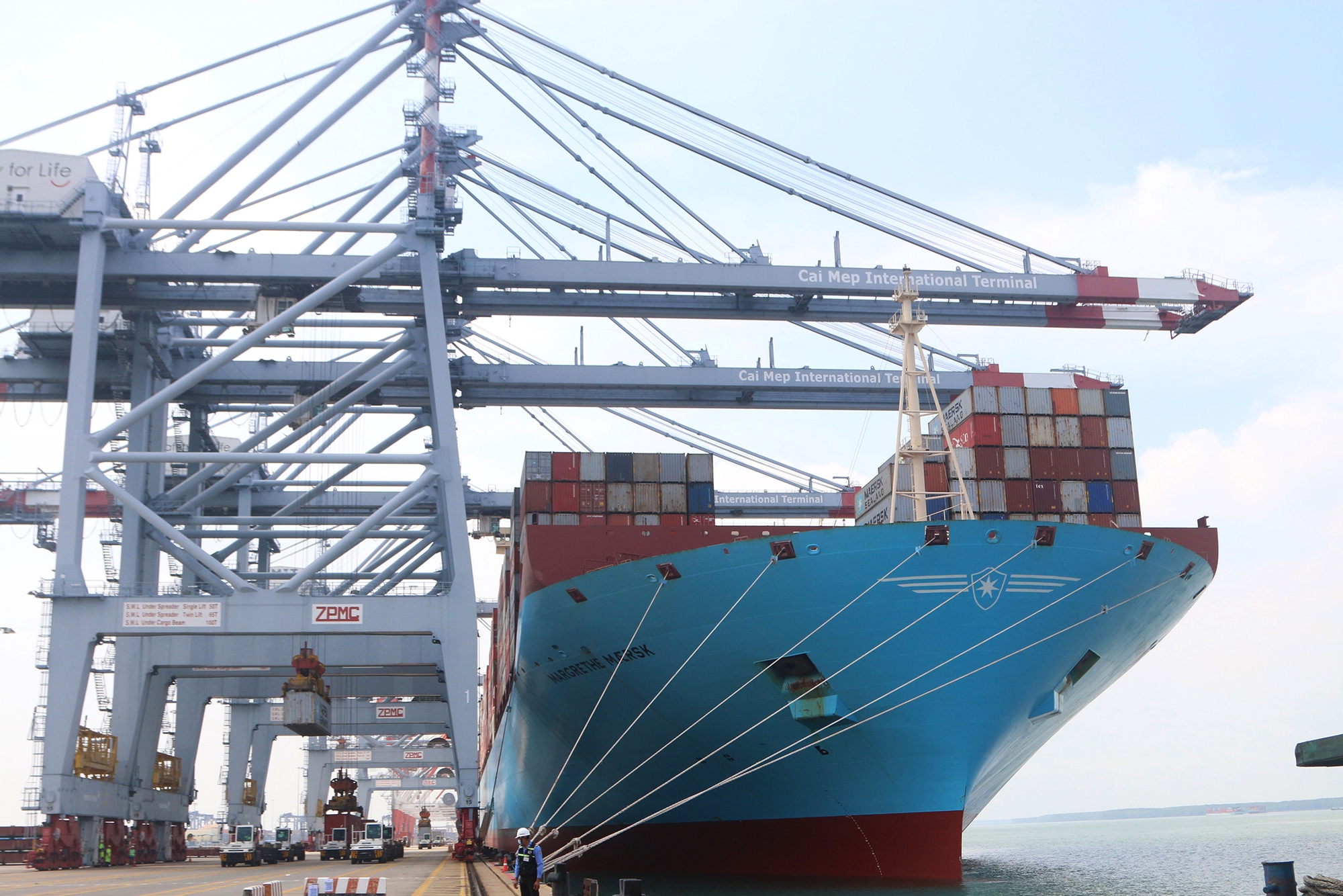 Vận tải biển “méo mặt” với giá nhiên liệu - Ảnh 1.